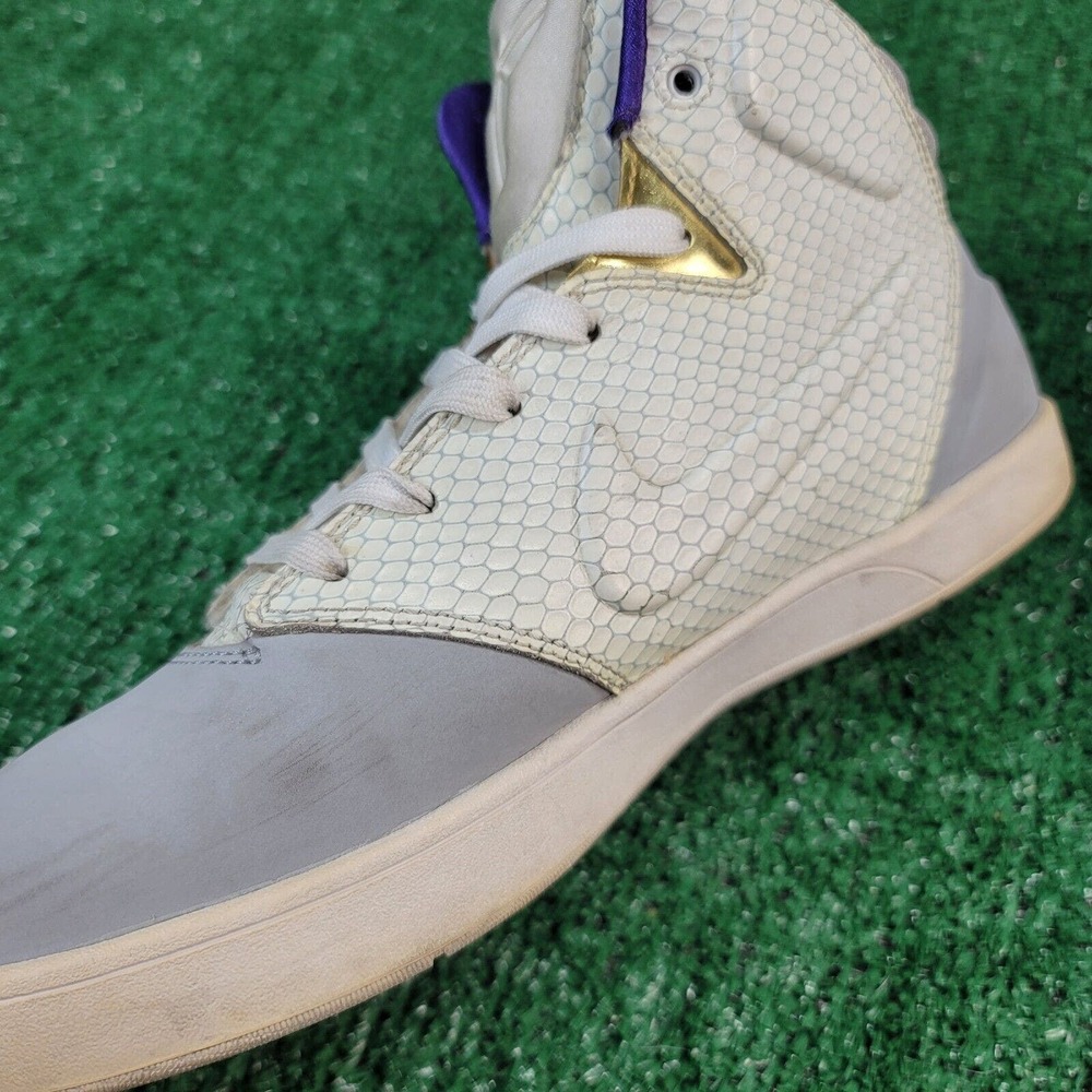 Nike Kobe 9 Men's Size 9 Shoes Lifestyle Wolf Grey White Mamba 630774-001 - Picture 11 of 13